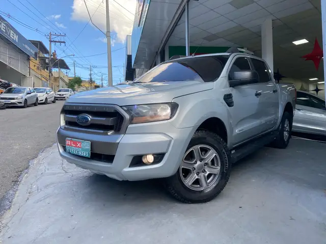 Carro Ford Ranger Cabine Simples 2017 Ranger Tropivan 2.5 16v 4x2 (Flex)