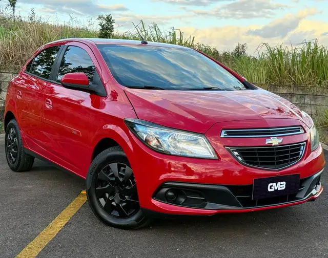 Carro Chevrolet Onix 2013 1.4 LT SPE/4