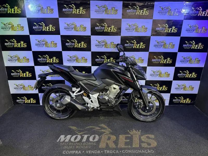 Honda CB 300F Twister (CBS)