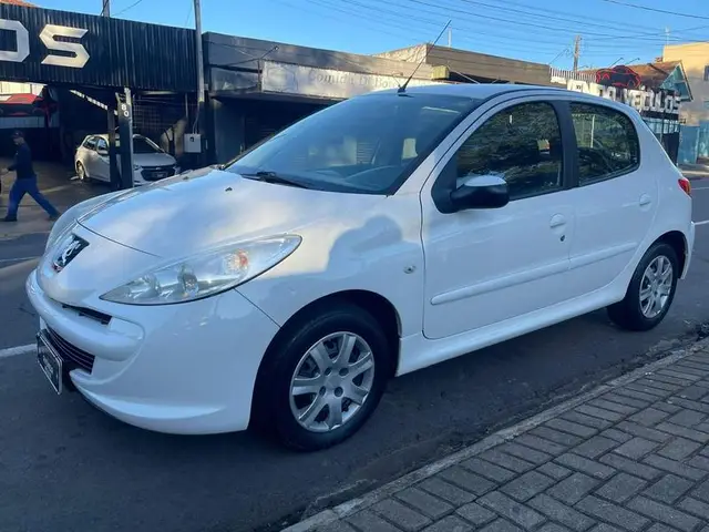 Carro Peugeot 207 SW 2013 XR 1.4 8V (flex)