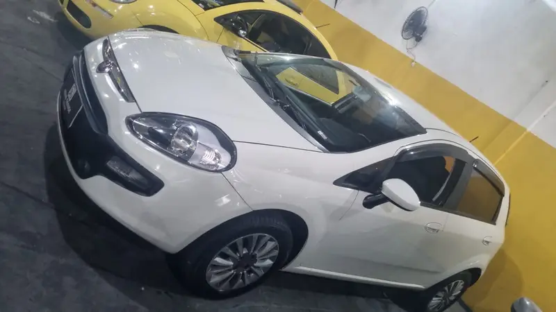 Fiat Punto Attractive 1.4 (Flex)