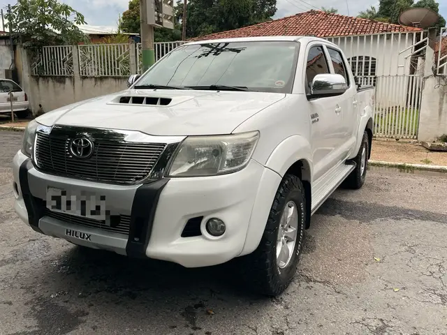 Carro Toyota Hilux Cabine Dupla 2015 Hilux 3.0 TDI 4x4 CD SRV (Aut)