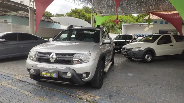 Carro Renault Duster Oroch 2017 1.6 16V SCe Dynamique (Flex)