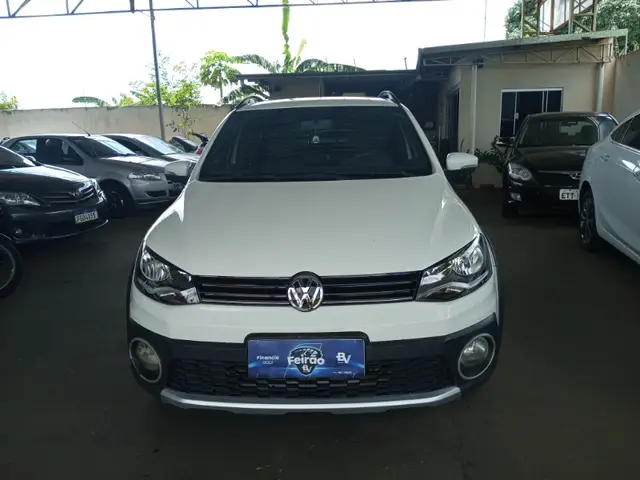 Carro Volkswagen Saveiro 2014 Cross 1.6 (Flex) (cab. estendida)