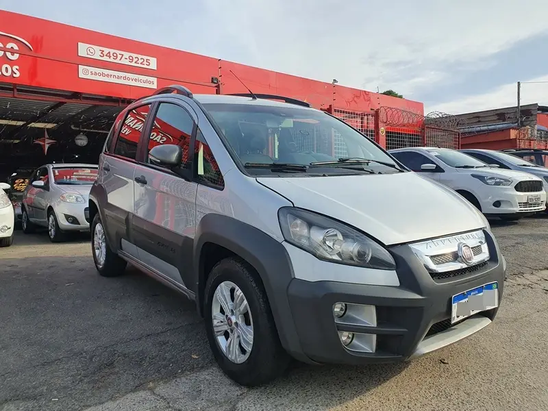 Fiat Idea Adventure 1.8 16V E.TorQ (Flex)