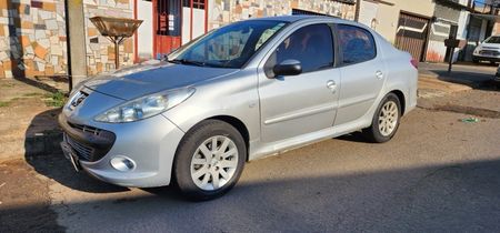 207 Sedan 207 Passion XS 1.6 16V (flex) (aut)