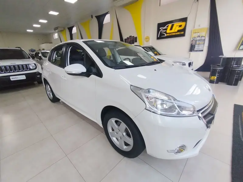 Peugeot 208 Active Pack 1.5 8V (Flex)