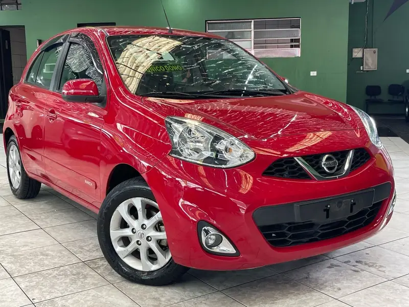 Nissan March 1.6 16V SV CVT (Flex)