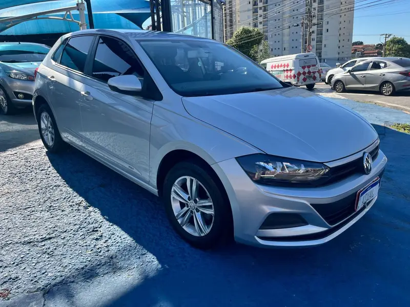 Volkswagen Polo 1.0 (Flex)