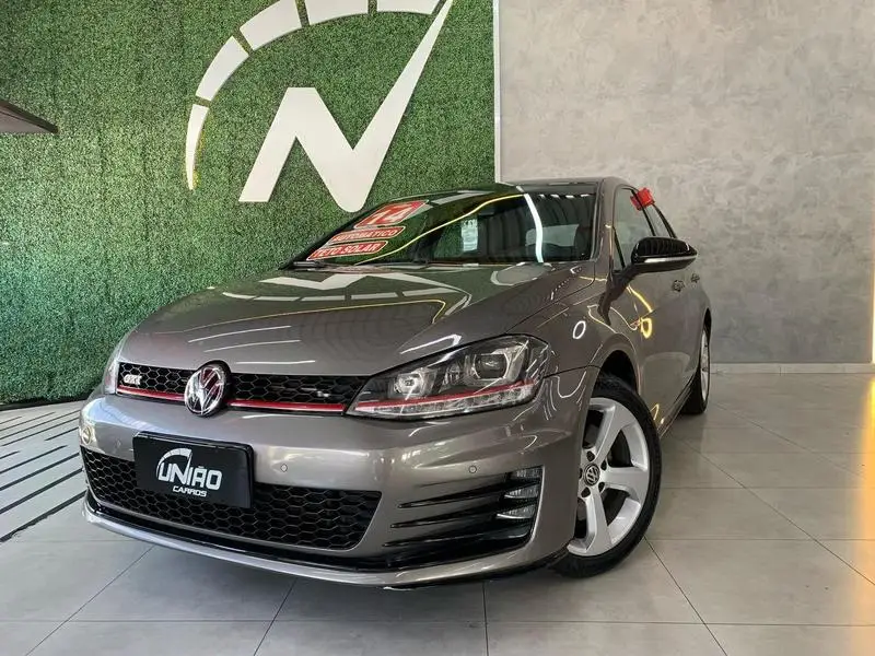 Volkswagen Golf GTI 2.0 TSi DSG