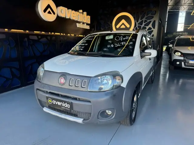 Fiat Uno Way Celeb. 1.0 8V (Flex) 4p