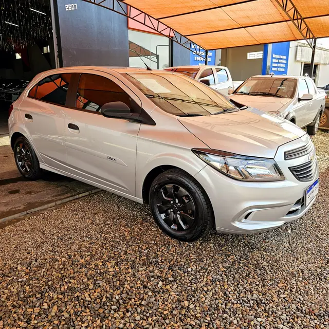 Carro Chevrolet Onix 2019 1.0 Joy SPE/4
