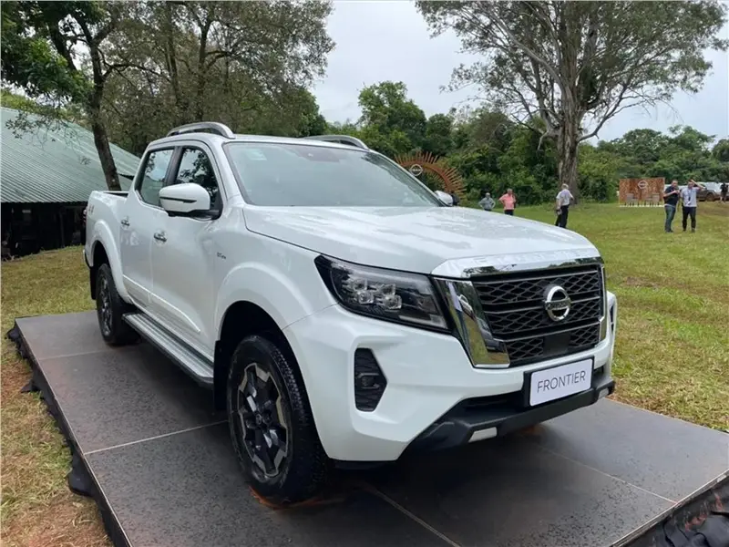 Nissan Frontier 2.3 TD CD Platinum 4x4