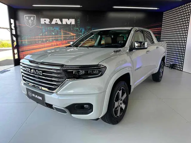 Carro RAM Rampage 2024 Laramie 2.0 Turbo
