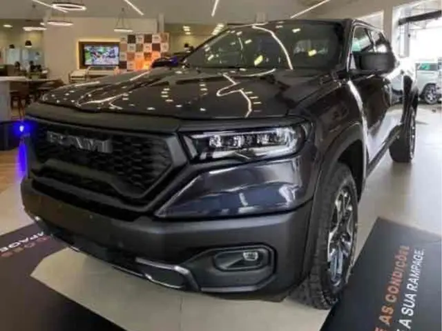 Carro RAM Rampage 2025 Laramie 2.0 Turbo