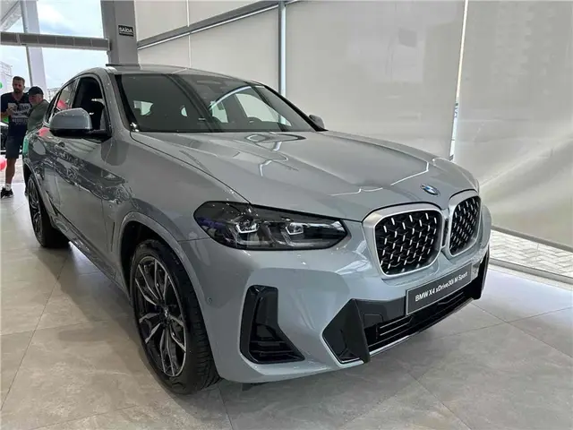 Carro BMW X4 2024 xDrive30i M Sport 2.0 Turbo (Aut.)
