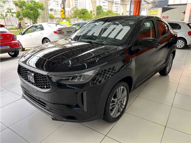 Carro Fiat Fastback 2024 Turbo 200