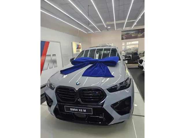 Carro BMW X6 2024 M Competition 4.4 Turbo (Aut.) (Híb.)