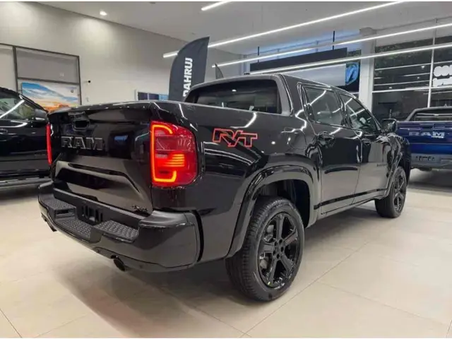 Carro RAM Rampage 2025 R/T 2.0 Turbo