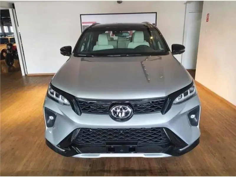 Toyota SW4 Diamond  2.8 Turbodiesel 4x4 (Aut.)