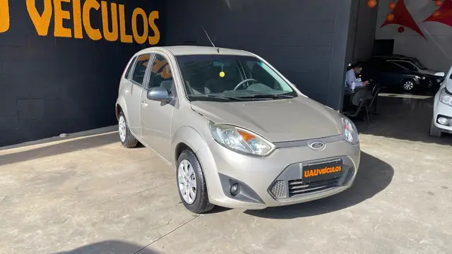 Carro Ford Fiesta Hatch 2014 S Rocam 1.0 (Flex)