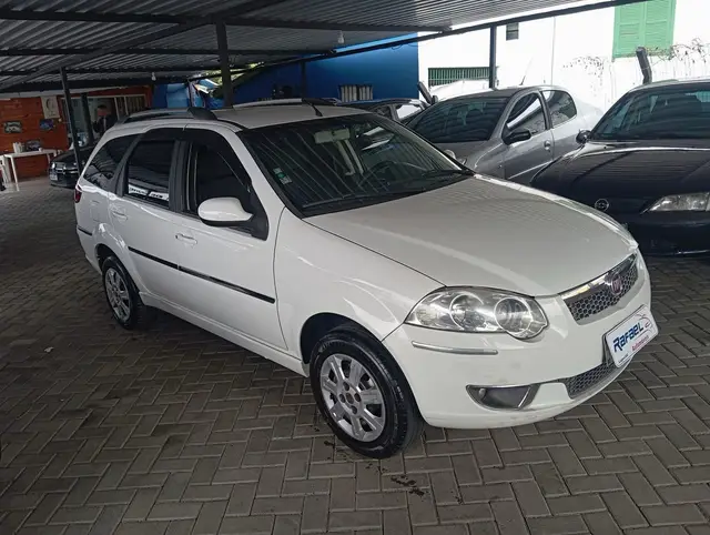 Carro Fiat Weekend 2017 Attractive 1.4 Fire (Flex)