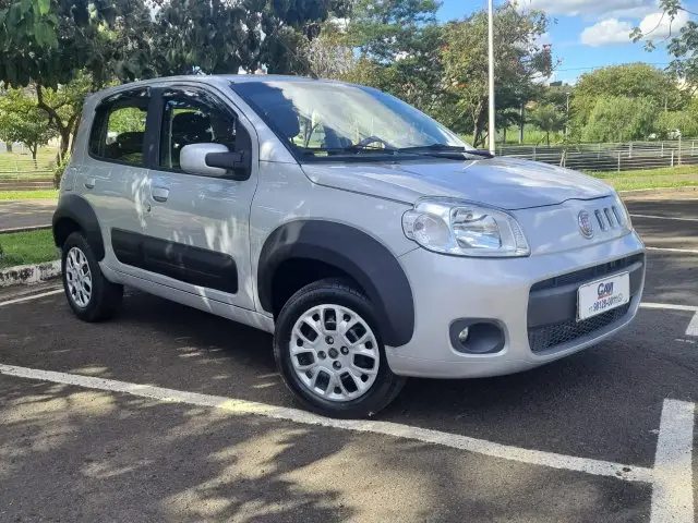 Carro Fiat Uno 2014 Vivace 1.0 8V (Flex) 4p