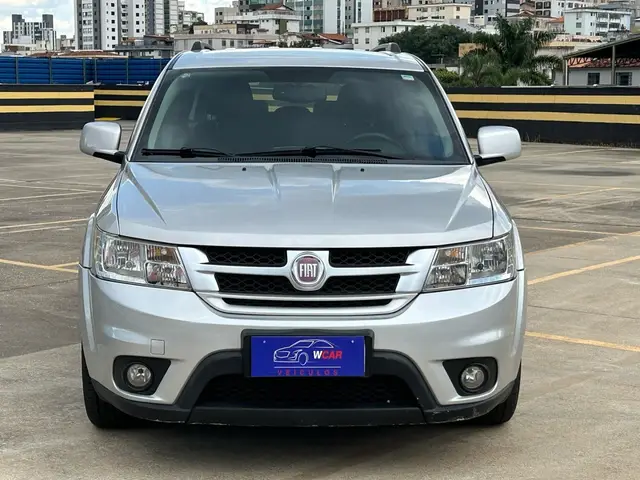 Carro Fiat Freemont 2012 2.4 16V Precision (Aut)