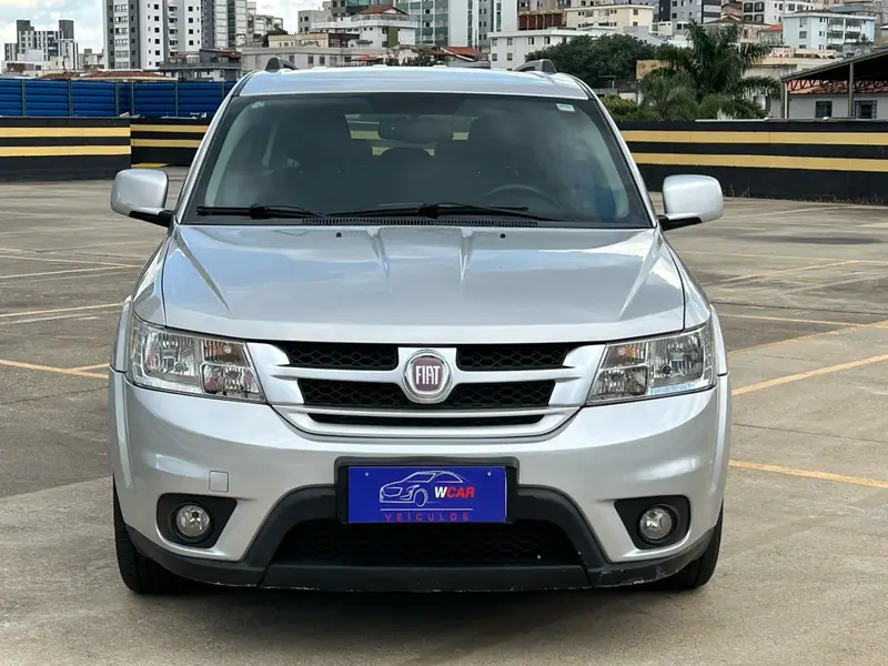 Fiat Freemont 2.4 16V Precision (Aut)