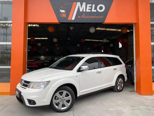 Carro Fiat Freemont 2014 2.4 16V Precision (Aut)