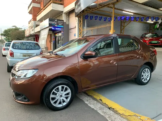 Carro Renault Logan 2015 Expression 1.0 16V (flex)