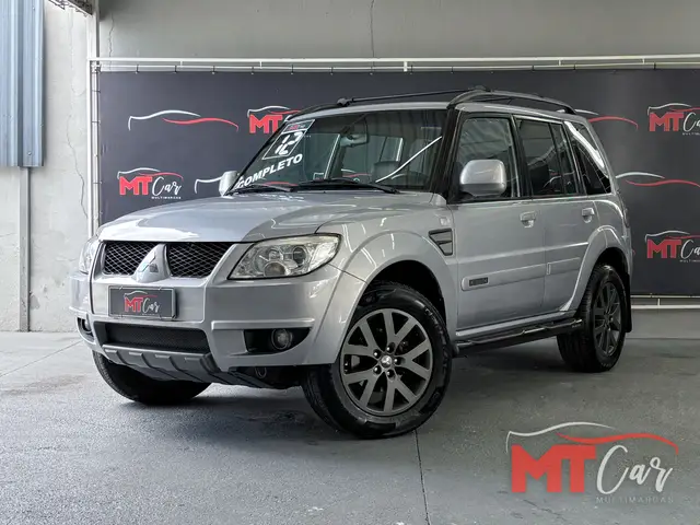 Carro Mitsubishi Pajero TR4 2012 2.0 16V 4x2 (Flex) (Aut)