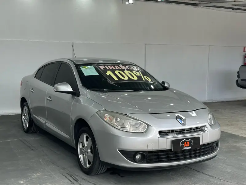 Renault Fluence 2.0 16V Dynamique (Flex)