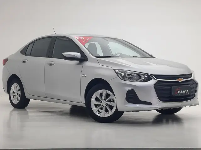 Carro Chevrolet Onix Plus 2023 LT 1.0