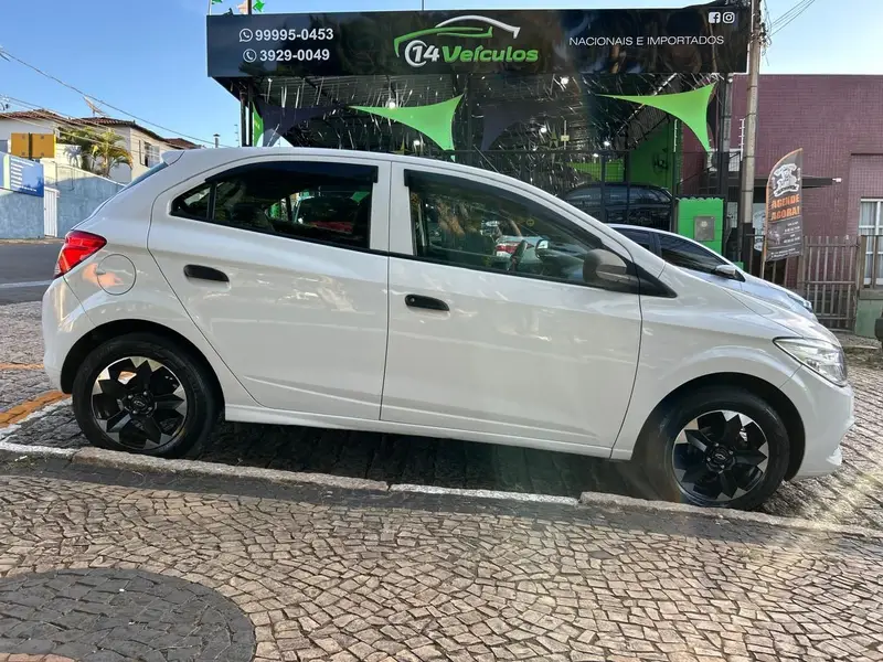 Chevrolet Onix 1.0 LS SPE/4