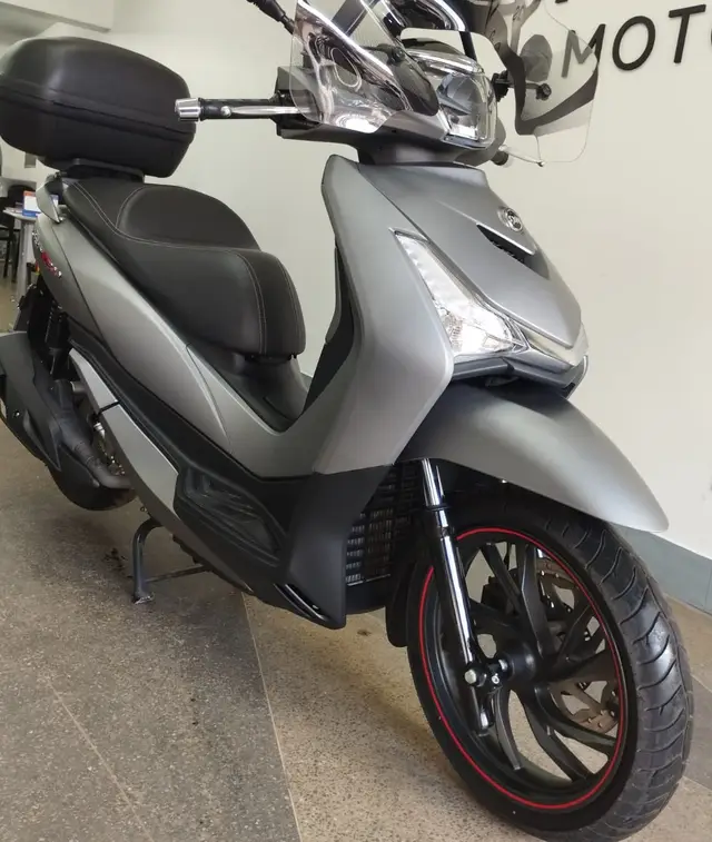 Carro Dafra Citycom  2023 S 300i/300i ABS