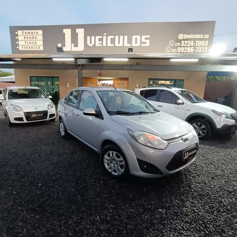 Ford Fiesta Sedan SE 1.6 Rocam (Flex)