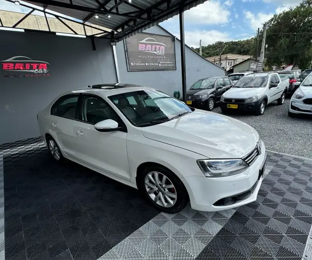 Carro Volkswagen Jetta 2012 2.0 Comfortline Tiptronic (Flex)