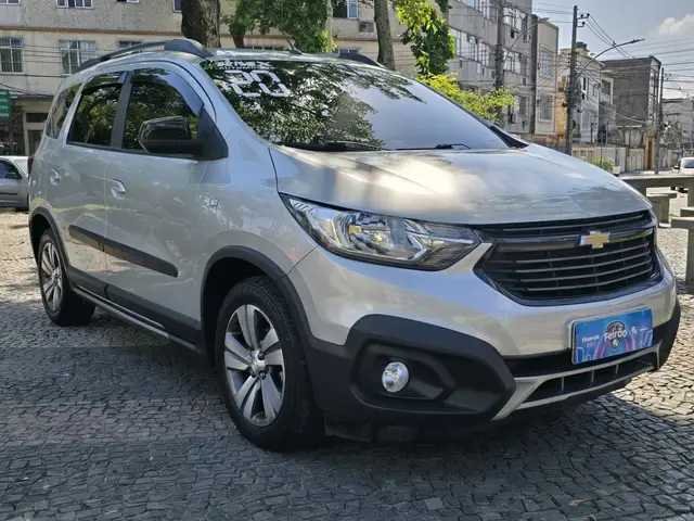 Carro Chevrolet Spin 2020 Activ 7S 1.8 (Flex) (Aut)