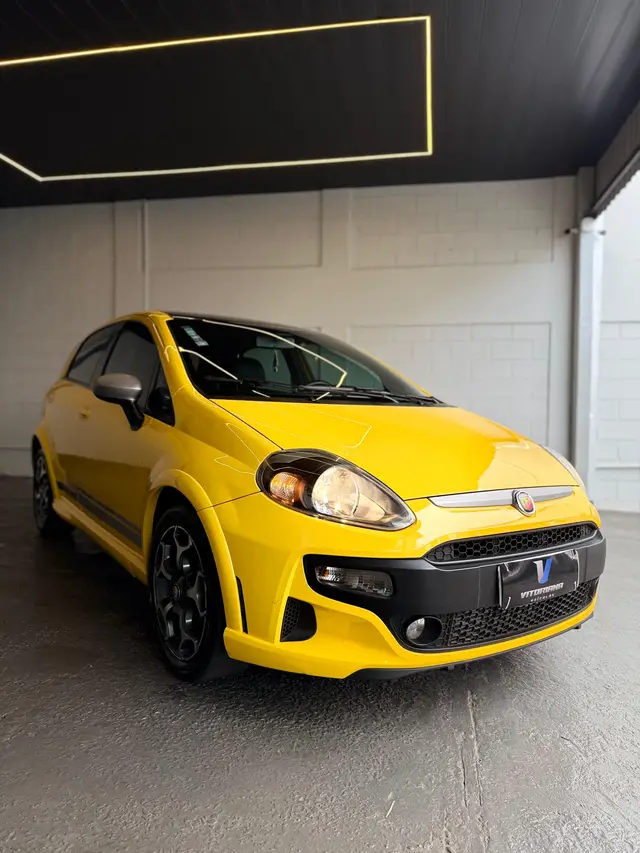 Carro Fiat Punto 2013 T-Jet 1.4 Turbo