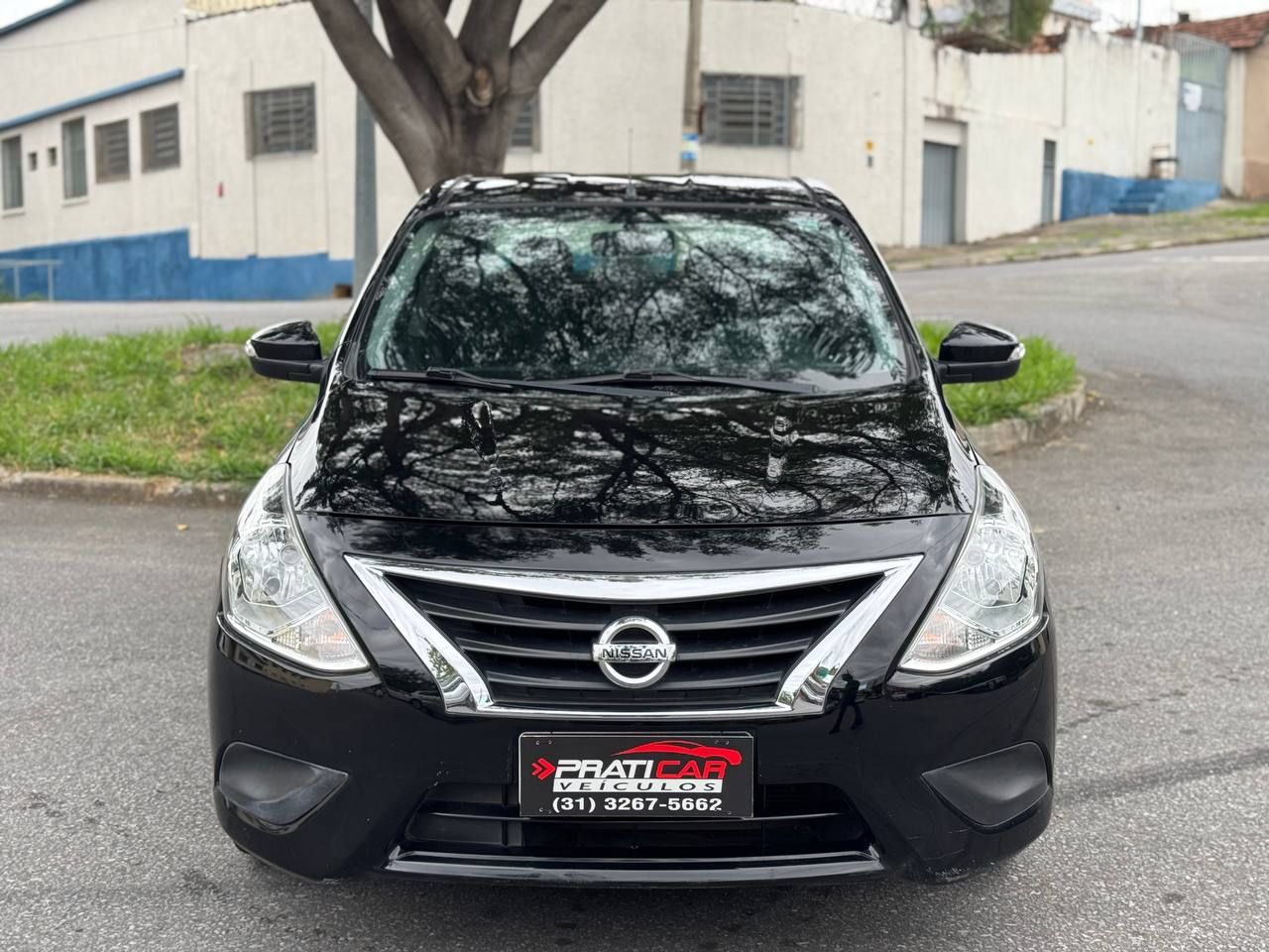 Nissan Versa