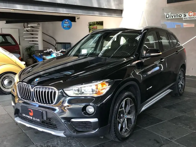BMW X1 2.0 sDrive20i X-Line ActiveFlex