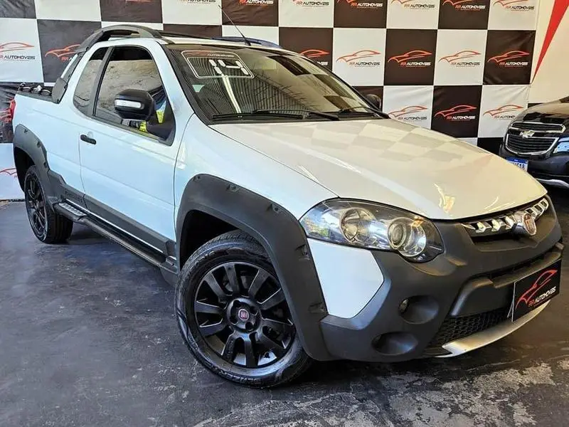 Fiat Strada Adventure 1.8 16V (Flex) (Cabine Dupla)
