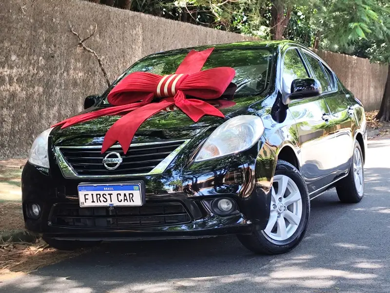 Nissan Versa 1.6 16V SL (Flex)