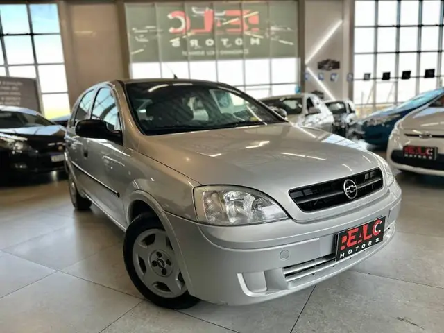 Carro Chevrolet Corsa Hatch 2005 Premium 1.0