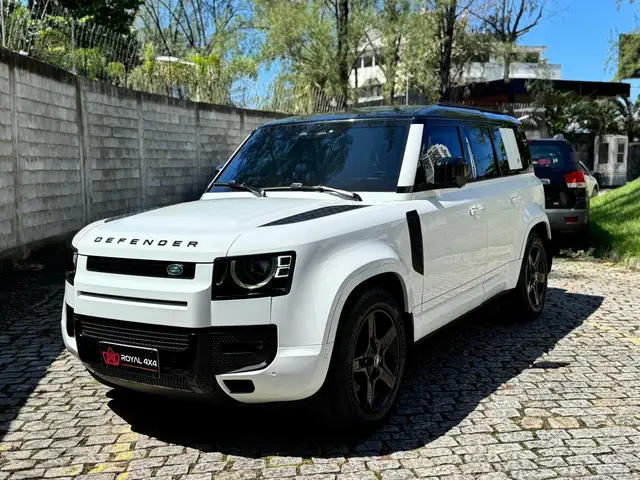 Carro Land Rover Defender 2022 SE 110 2.0 SI4 (Aut)