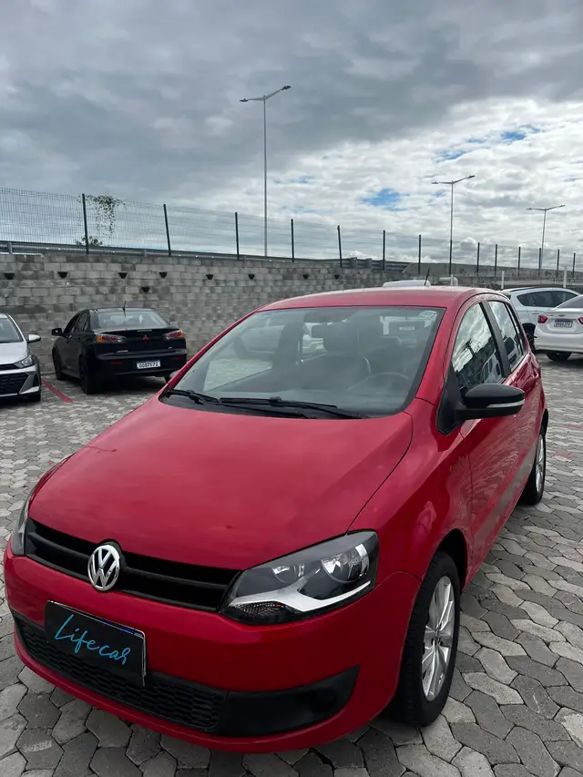 Carro Volkswagen Fox 2014 1.6 VHT Rock in Rio (Flex)