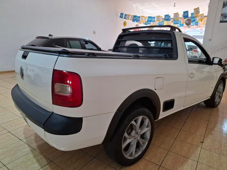 Saveiro 1.6 (Flex)