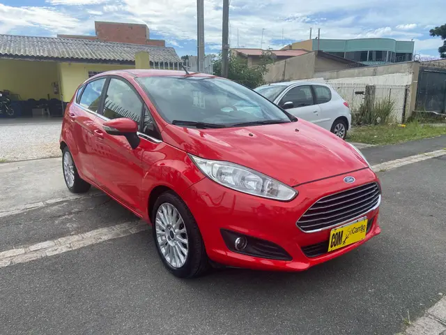 Carro Ford Fiesta Hatch 2015 Titanium Powershift 1.6 (Flex)