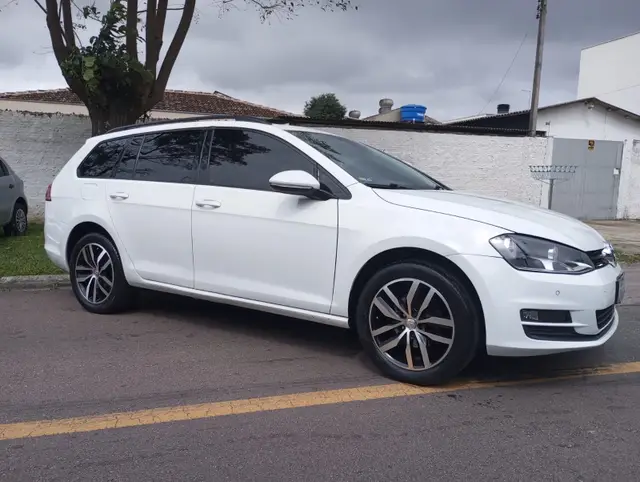 Carro Volkswagen Golf Variant 2016 Comfortline 1.4 TSi DSG BlueM.